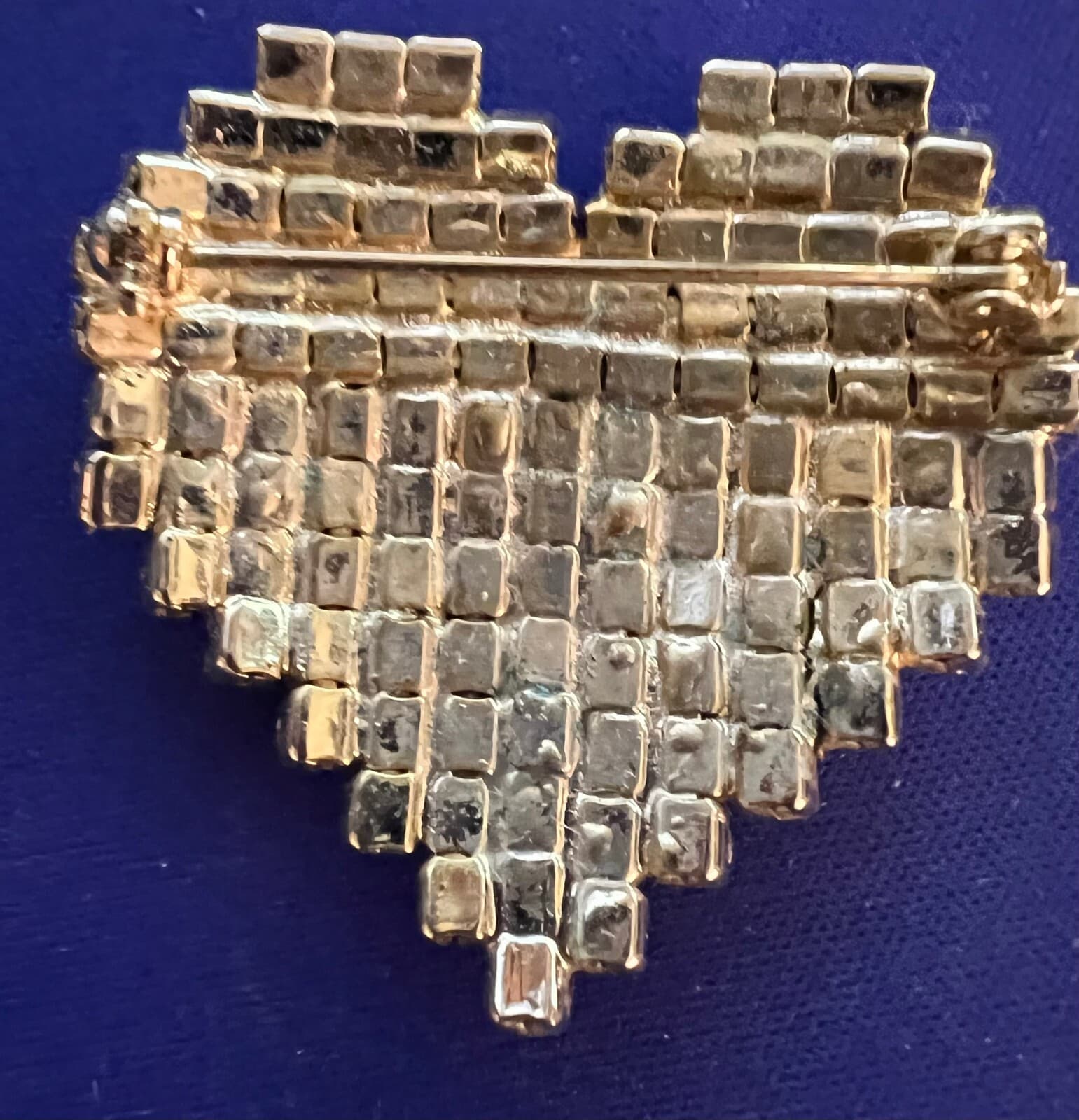 Vintage American Veterans US Flag Pin Rhinestone Heart Brooch Show your Pride! - Thumbnail 2