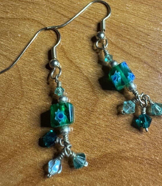 Vintage Green Glass Beads 3 Strands 21" Matching Earrings - Thumbnail 4