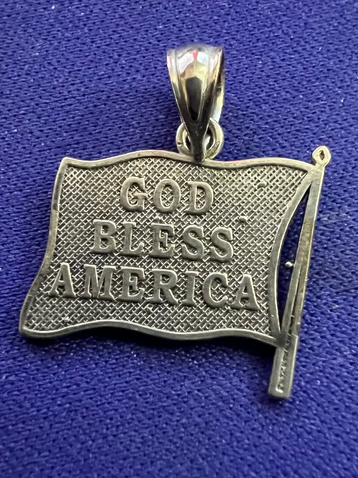 Vintage Silvertone Cloisonné Enamel Charm or Pendent US FLAG - Thumbnail 3
