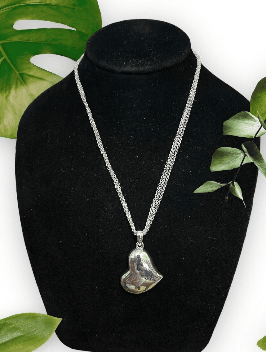Vintage Silvertone Avon Heart Necklace 3 Strand Chain 16"