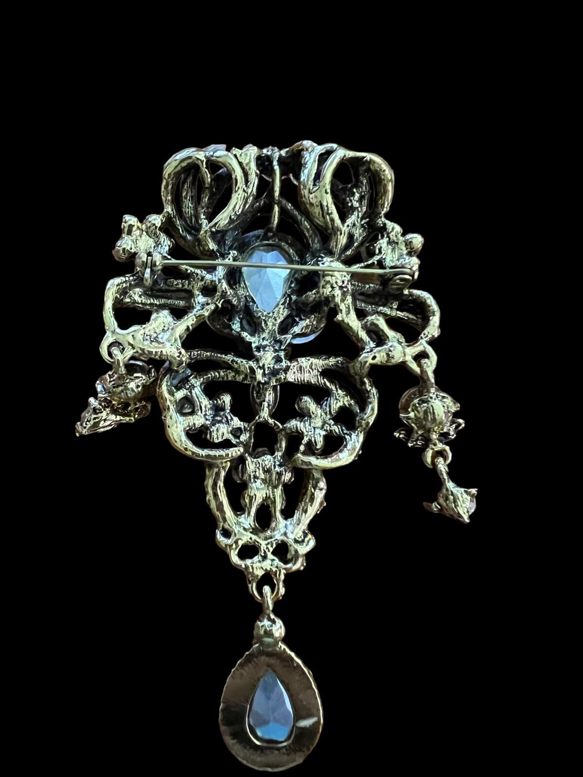 Fashion Jewelry Designer Style Cluster Pin Clear Rhinestones Big & Bold - Thumbnail 2