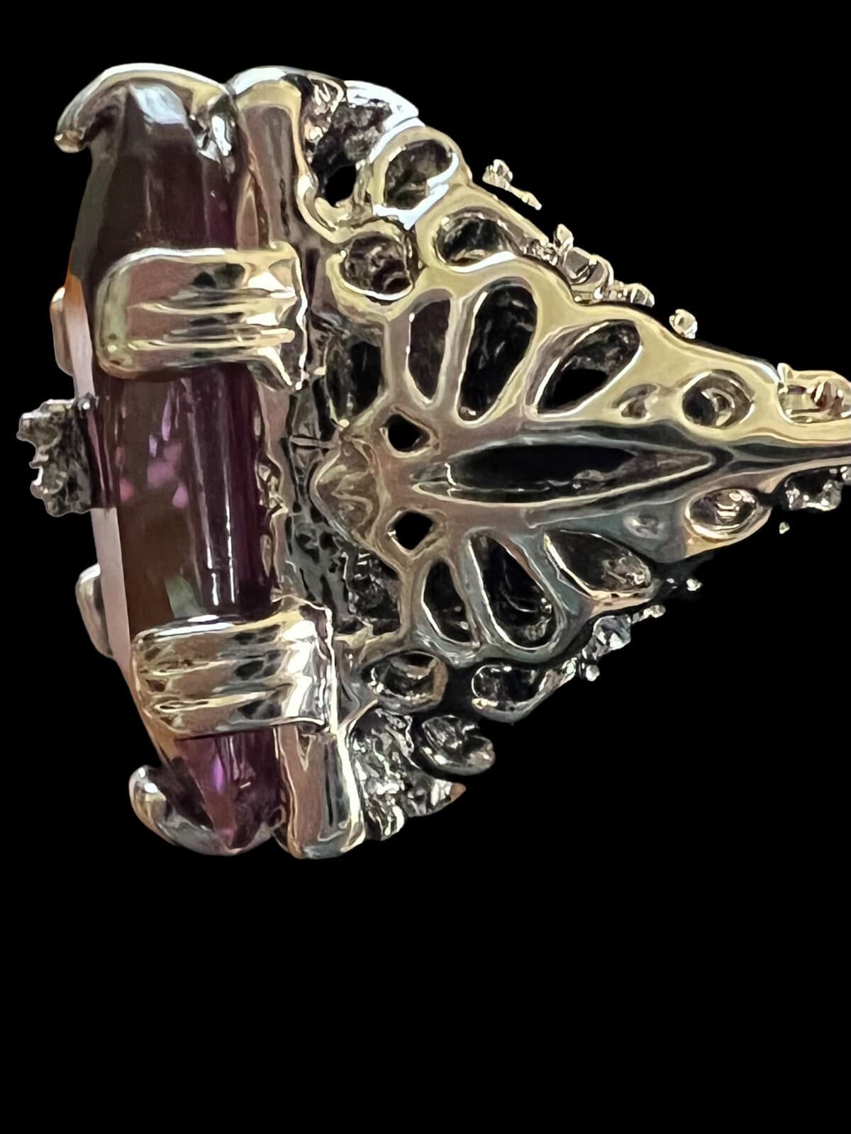 Fashion Jewelry Silvertone Amethyst Stone with Center Stone Size 8.75 - Thumbnail 2