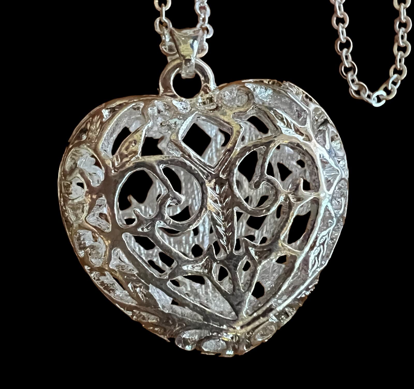 Fashion Jewelry Silvertone Puff Heart Pendant Necklace - Thumbnail 2