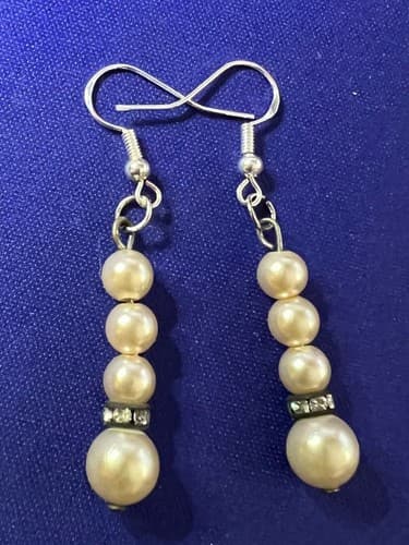 Vintage 50's Style Faux Pearl Earrings 1.25" Drop - Thumbnail 2