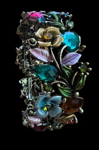 Fashion Jewelry Gold tone Flower Colored Stone Bracelet - Thumbnail 3