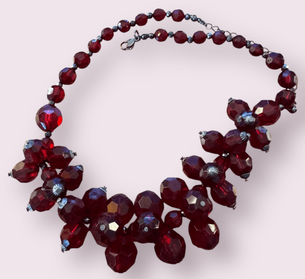 VINTAGE Beautiful Red Acrylic Bead Necklace 17" 4" Extender