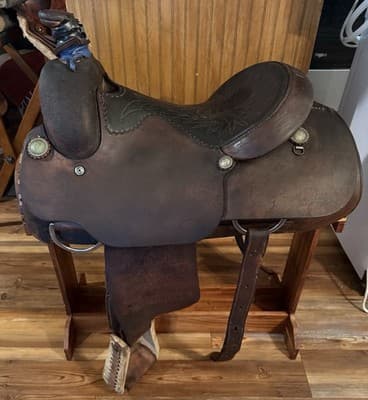 Used 15" Trophy Roping Saddle - Stamped “Roy Deen Team Roping Heeler”