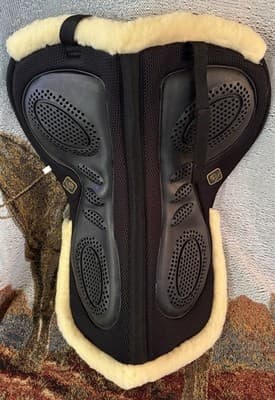 Kavallerie 3D Air-Mesh Half Pad, Impact Protection & Therapeutic Gel Padding - Thumbnail 2