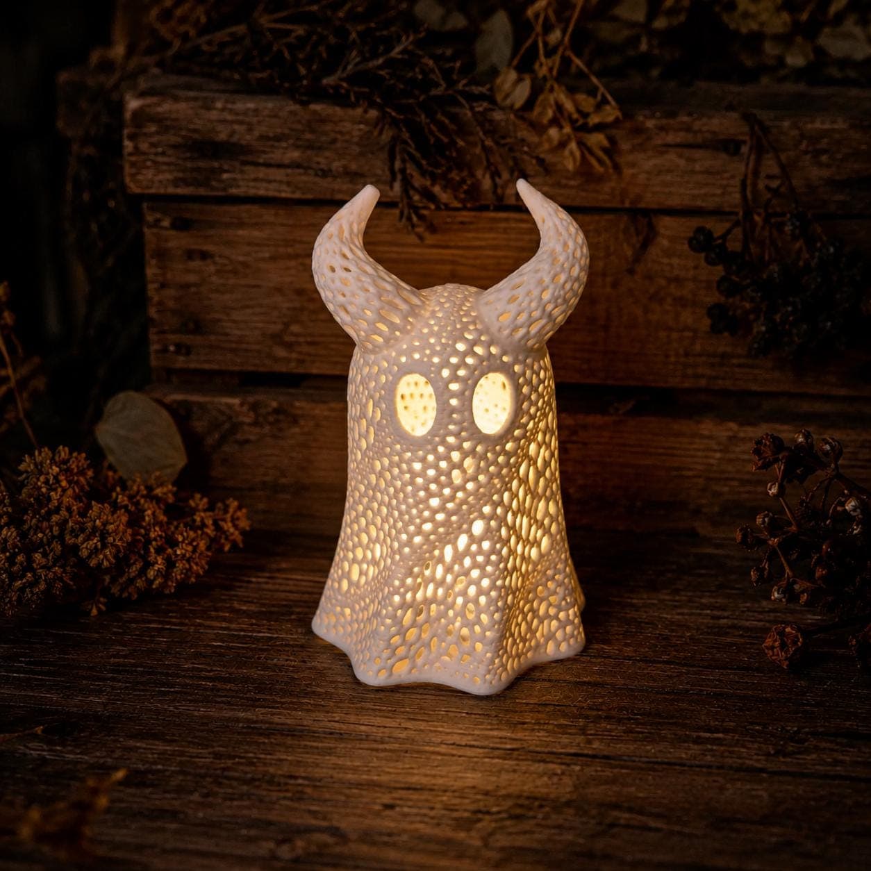 Horned Ghost Lantern – 3D Printed Ghost Tea Light Holder, Spooky Halloween Decor, Gothic Shelf Lamp, Cute Creepy Witchy Decor - Thumbnail 2