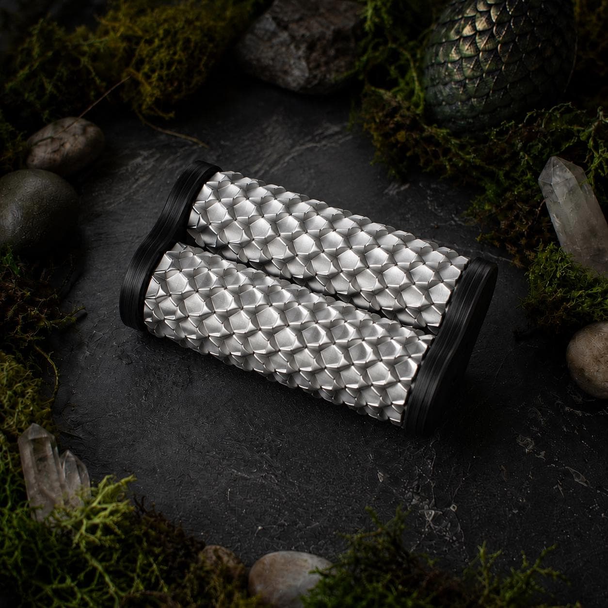 Dragon Scale Fidget Roller, 3D Printed Textured Sensory Toy, Fantasy Desk Fidget Gift - Thumbnail 2