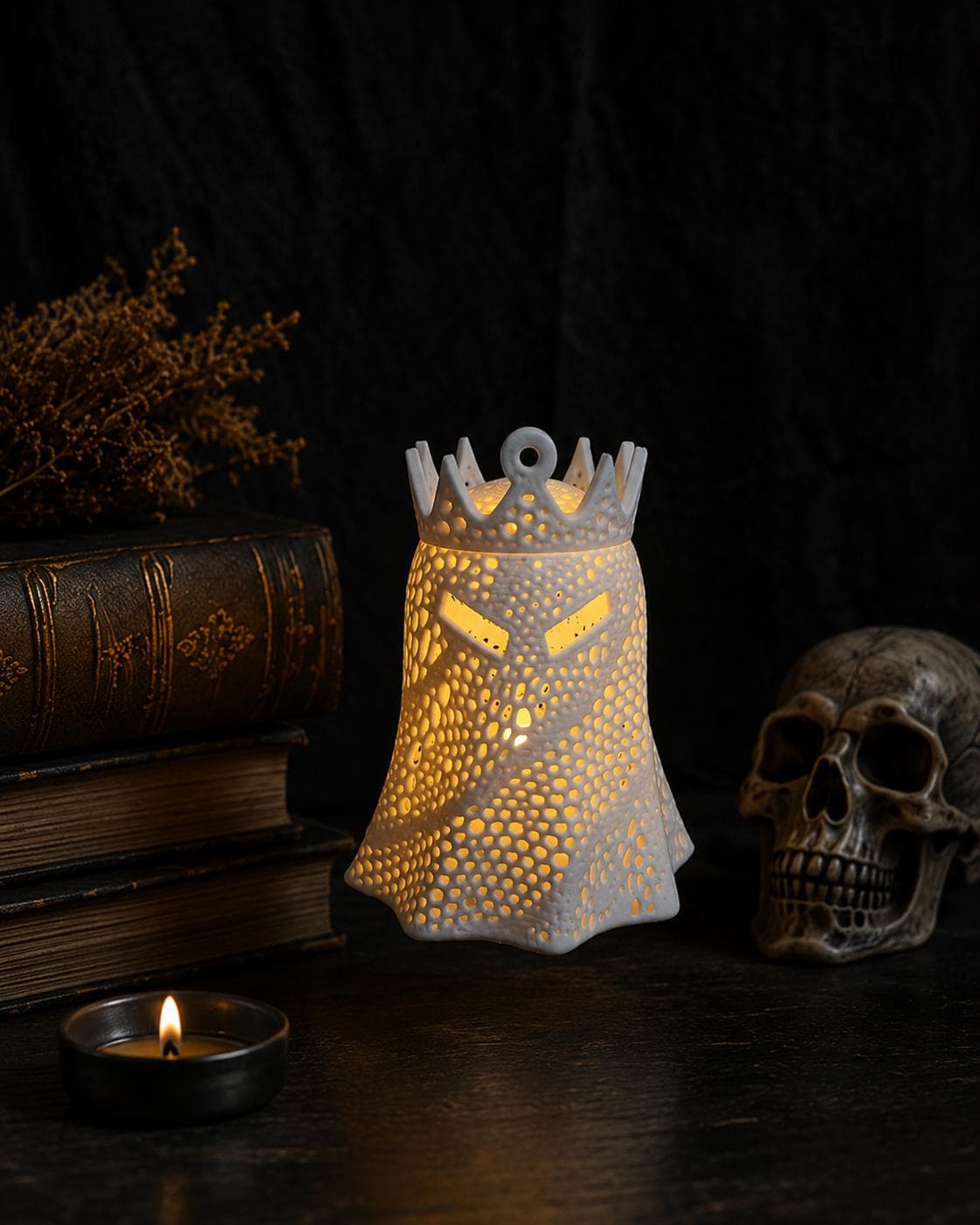 Ghost King Lantern – 3D Printed Crowned Ghost Tea Light Holder, Spooky Halloween Shelf Decor, Gothic Ghost Lamp, Cute Creepy Desk Decor - Thumbnail 4