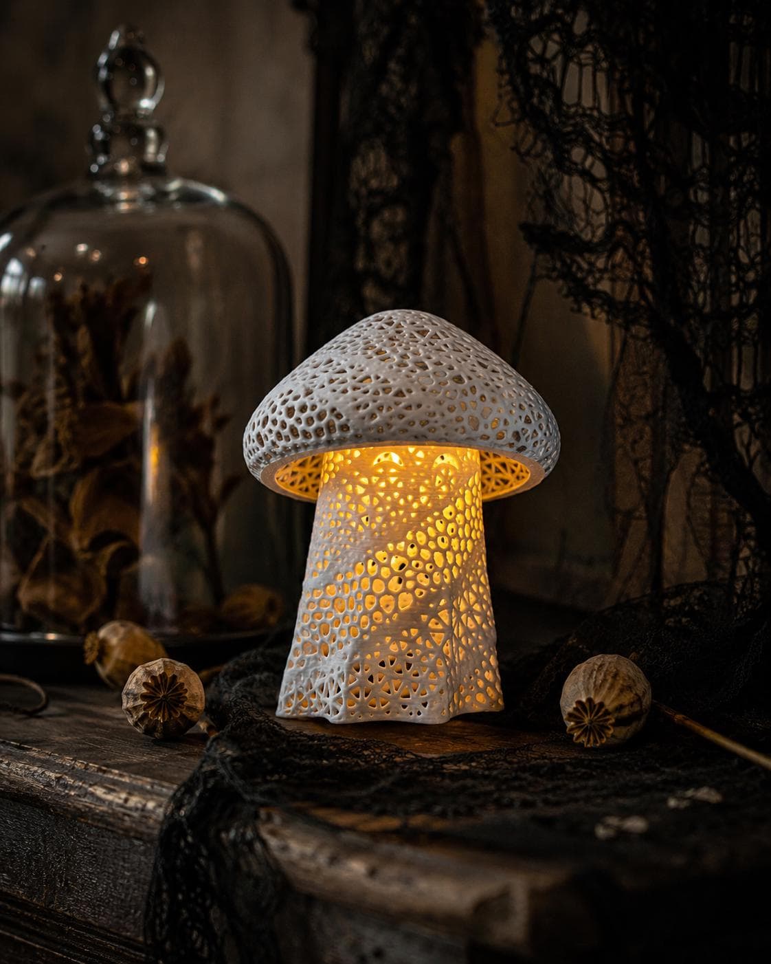 Mystic Ghost Shroom Lantern | 3D Printed Mushroom Night Light, Spooky Halloween Shelf Decor, Ghost Mushroom Lamp, Cottagecore Fantasy Decor