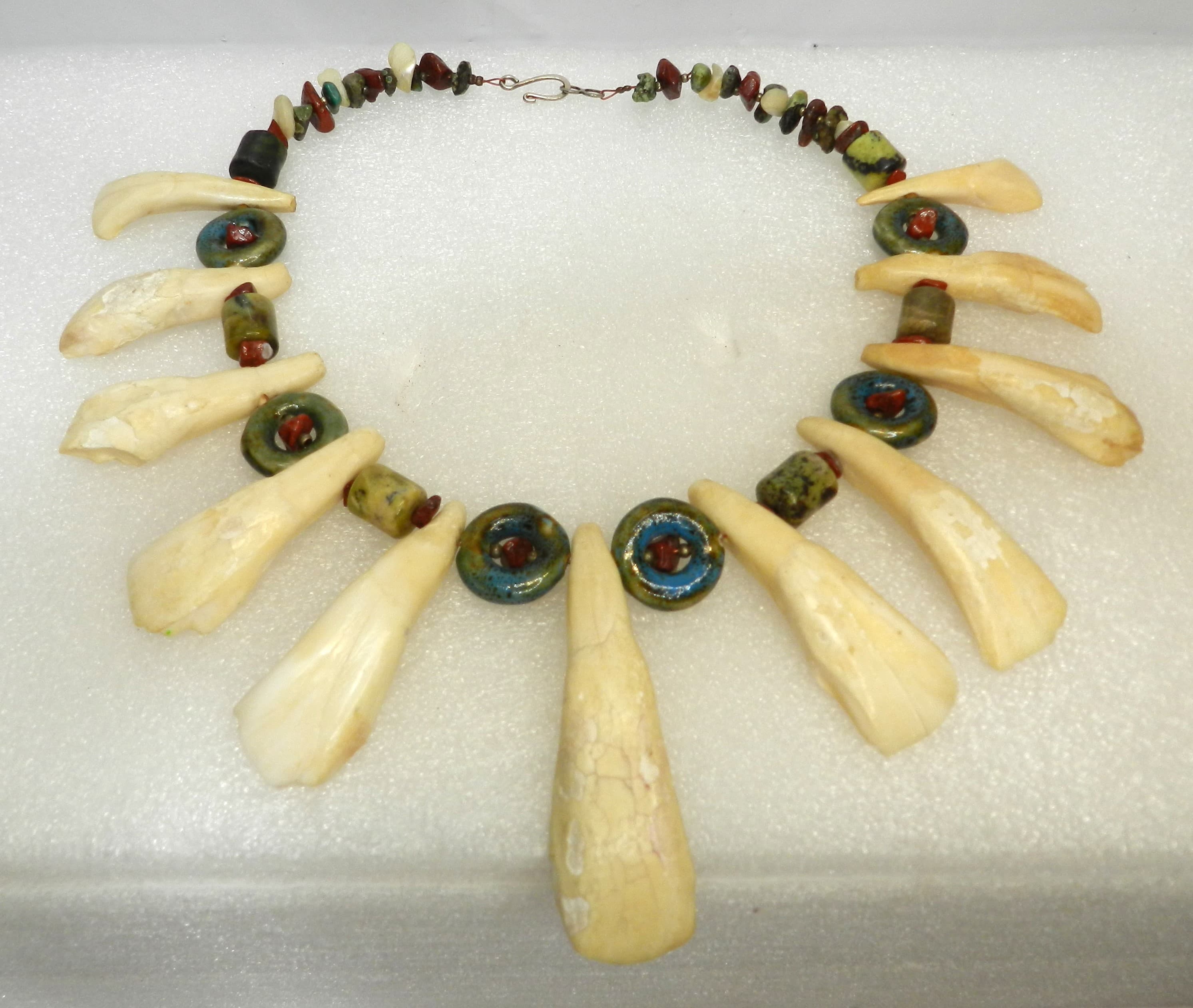 Native American Handmade Buffalo Tooth w/ Stone & Glass Beads Necklace 17" (O37S