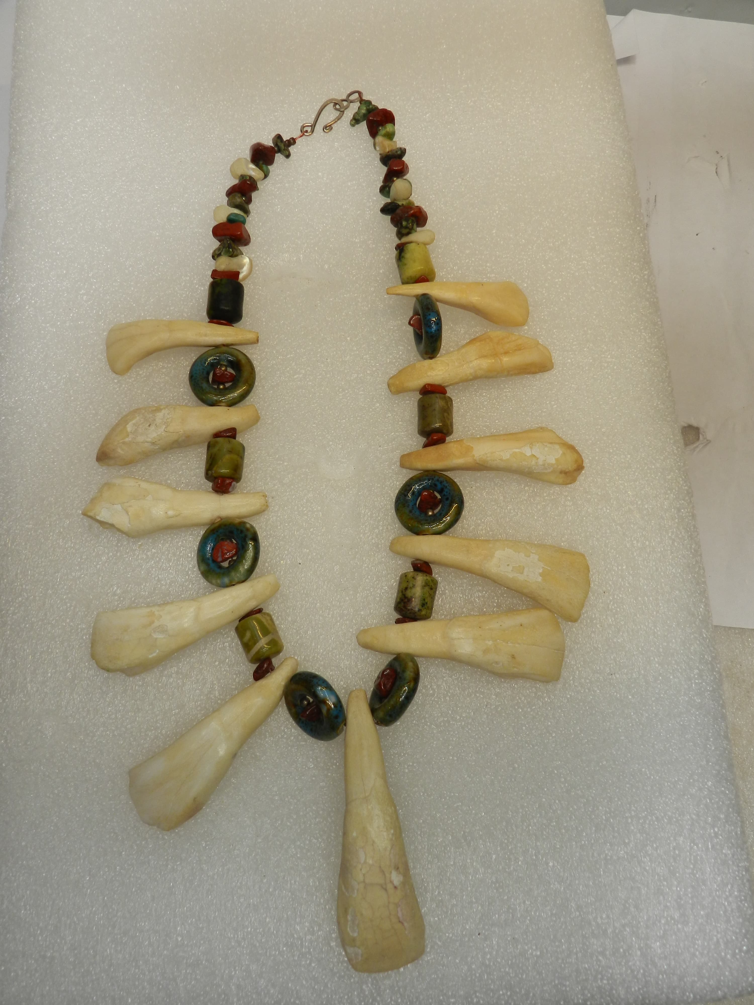 Native American Handmade Buffalo Tooth w/ Stone & Glass Beads Necklace 17" (O37S - Thumbnail 8