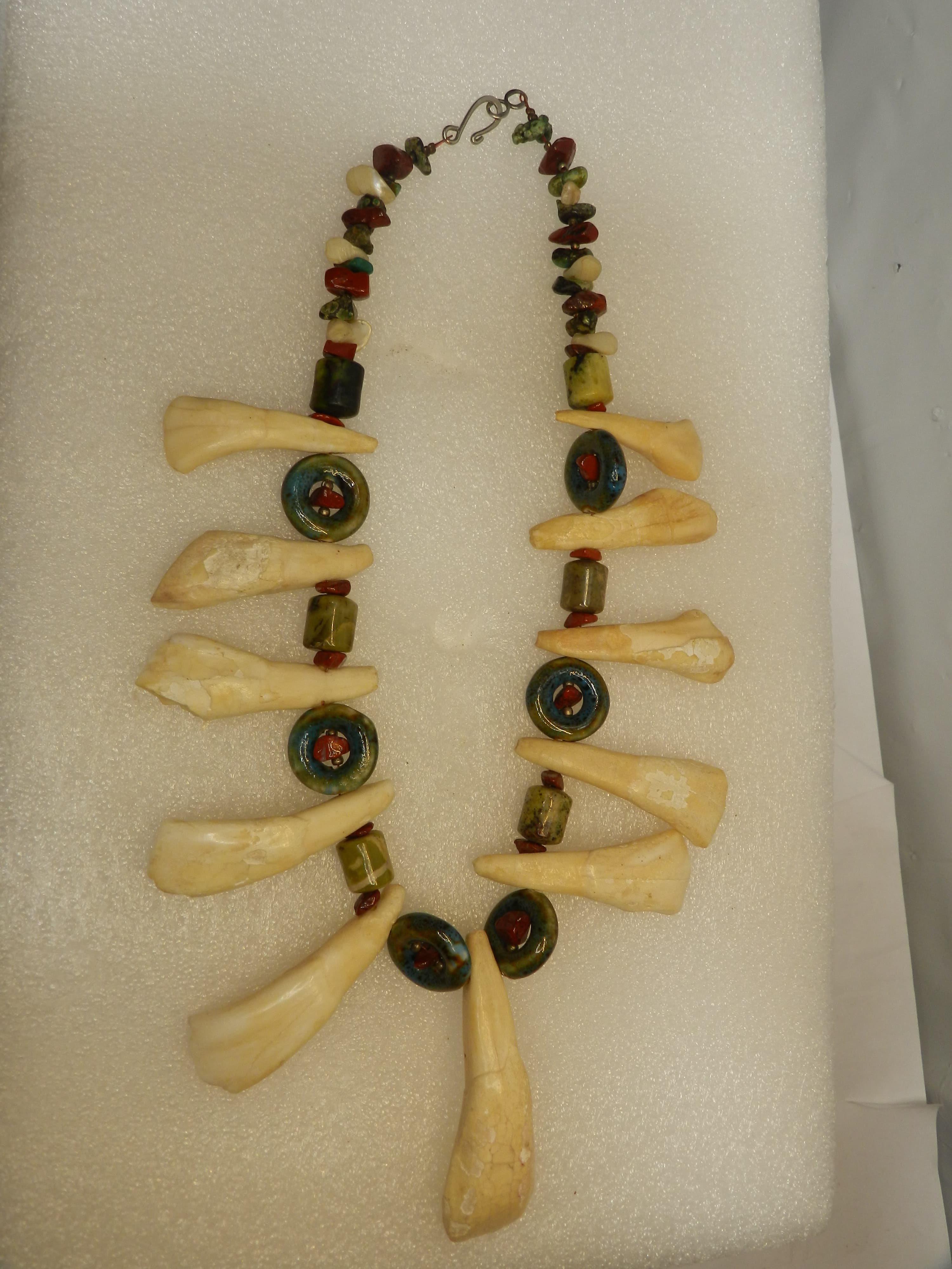 Native American Handmade Buffalo Tooth w/ Stone & Glass Beads Necklace 17" (O37S - Thumbnail 9
