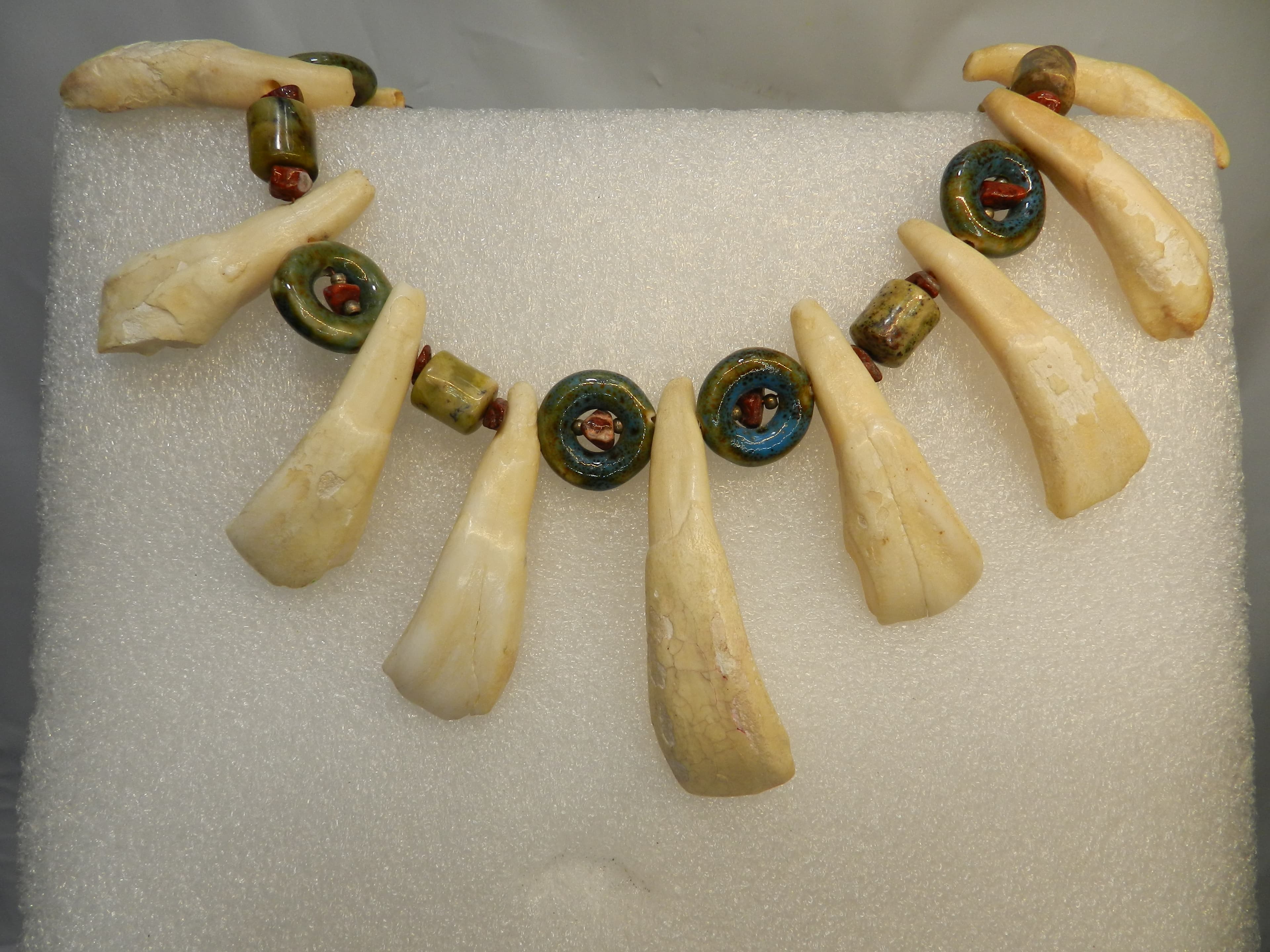 Native American Handmade Buffalo Tooth w/ Stone & Glass Beads Necklace 17" (O37S - Thumbnail 10