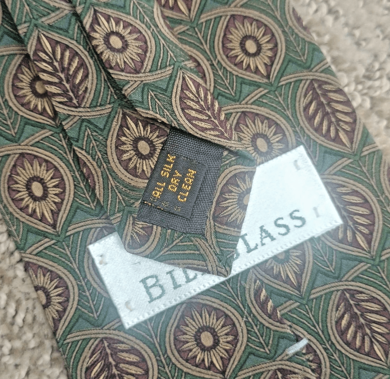 Bill Blass Green Silk Tie Geometric Floral Medallion 56" X 3.50 - Thumbnail 2