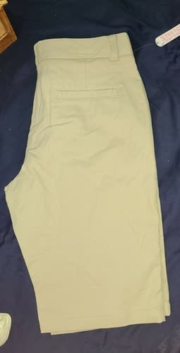 Izod Approved School Uniform Adjust Waist Skinny Stretch Bermuda Shorts16 Khaki - Thumbnail 2