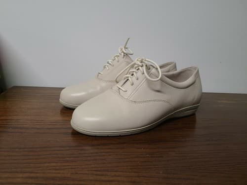 NEW Relano Women's Comfort Orthopedic Footwear Soft Leather 9 Medium - Thumbnail 2