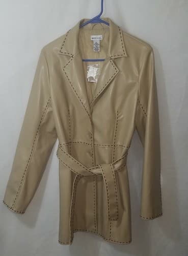 WET SEAL Women’s size LARGE Beige 70s style Trench Coat pvc Vinyl material NWT - Thumbnail 2