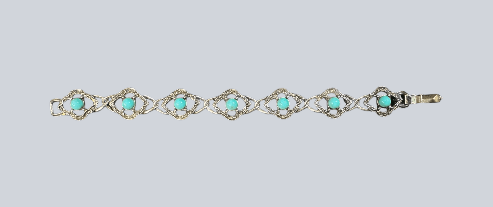 Vintage Fashion Mid Western Look Bracelet Silvertone 7"