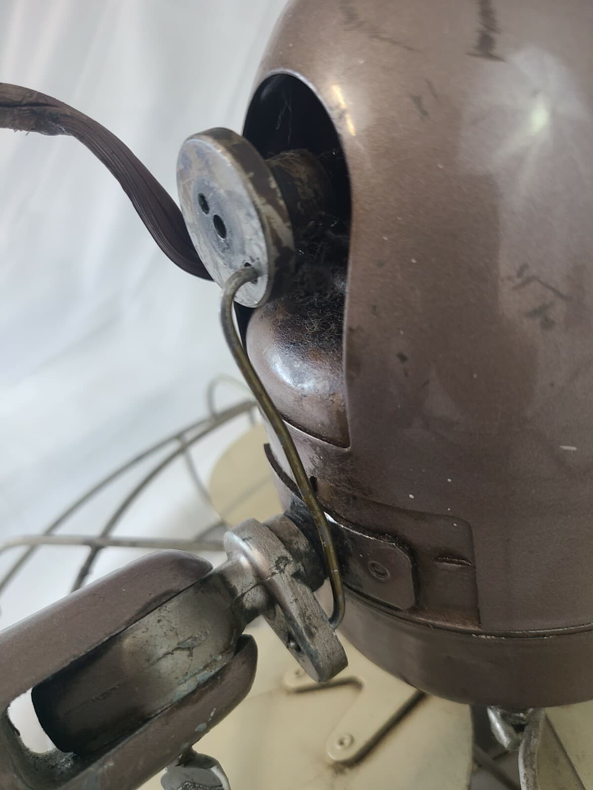 Vintage Emerson Electric Of St. Louis Metal Mid-Century / Industrial Table Fan - Thumbnail 8
