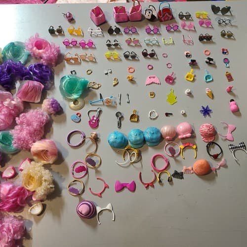HUGE LOT of LOL Surprise Dolls | 64 Dolls! Boys, glitter, rare - Thumbnail 4