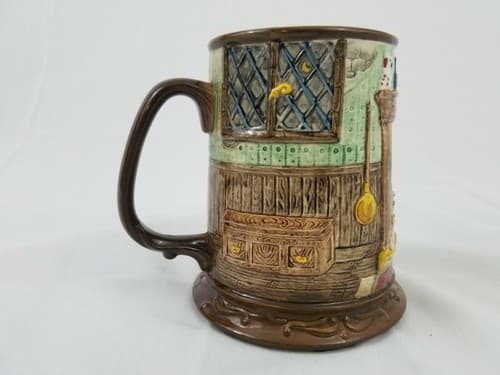 BESWICK, JULE 1971 ENGLAND COLLECTORS COMMEMORATIVE Embossed Large MUG - Thumbnail 5