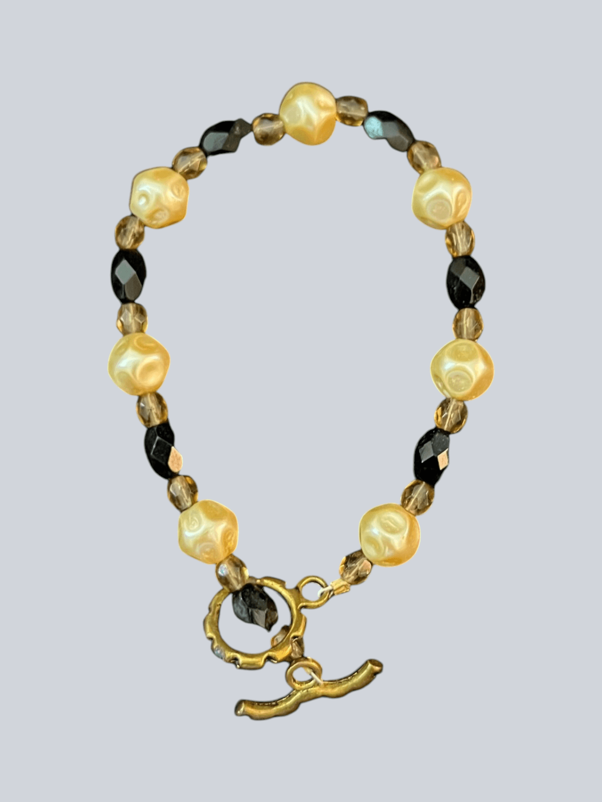 Vintage Champagne Color Fresh Water Pearl & Glass Bead Goldtone Bracelet 7"