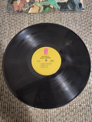 The O'Jays Family Reunion Gatefold Record LP Vinyl 1975 PZ 33807 - Thumbnail 4