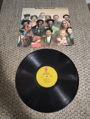 The O'Jays Family Reunion Gatefold Record LP Vinyl 1975 PZ 33807