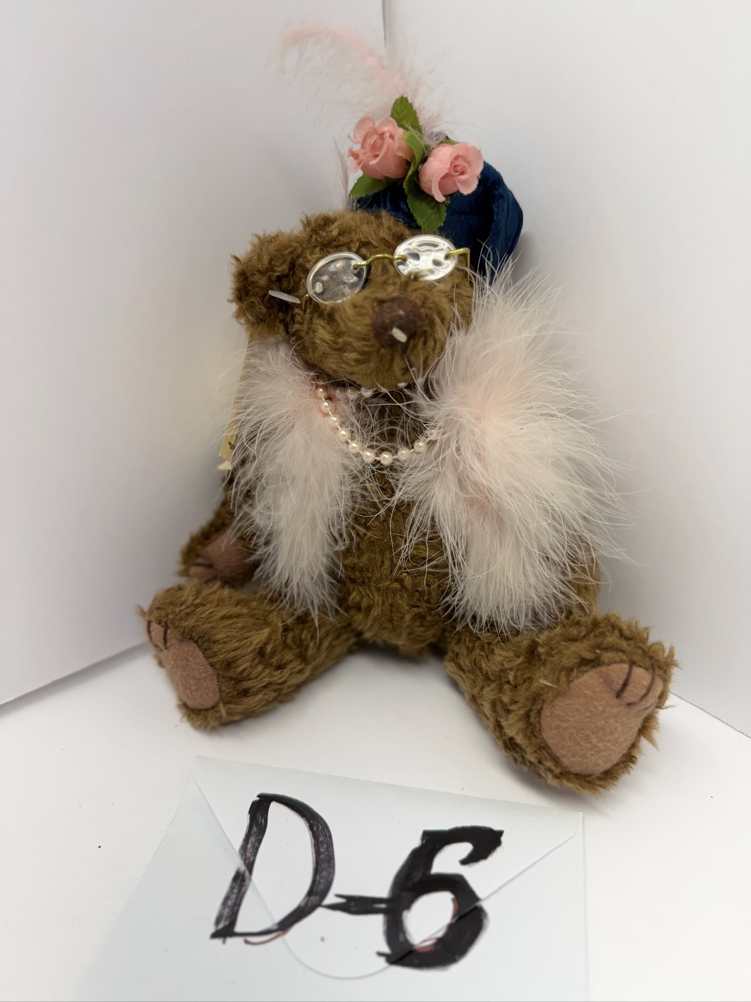 Nice Stuff Polly's Kin Dixie Lee Collectible Plush Bear w/ Tag Storage D-6