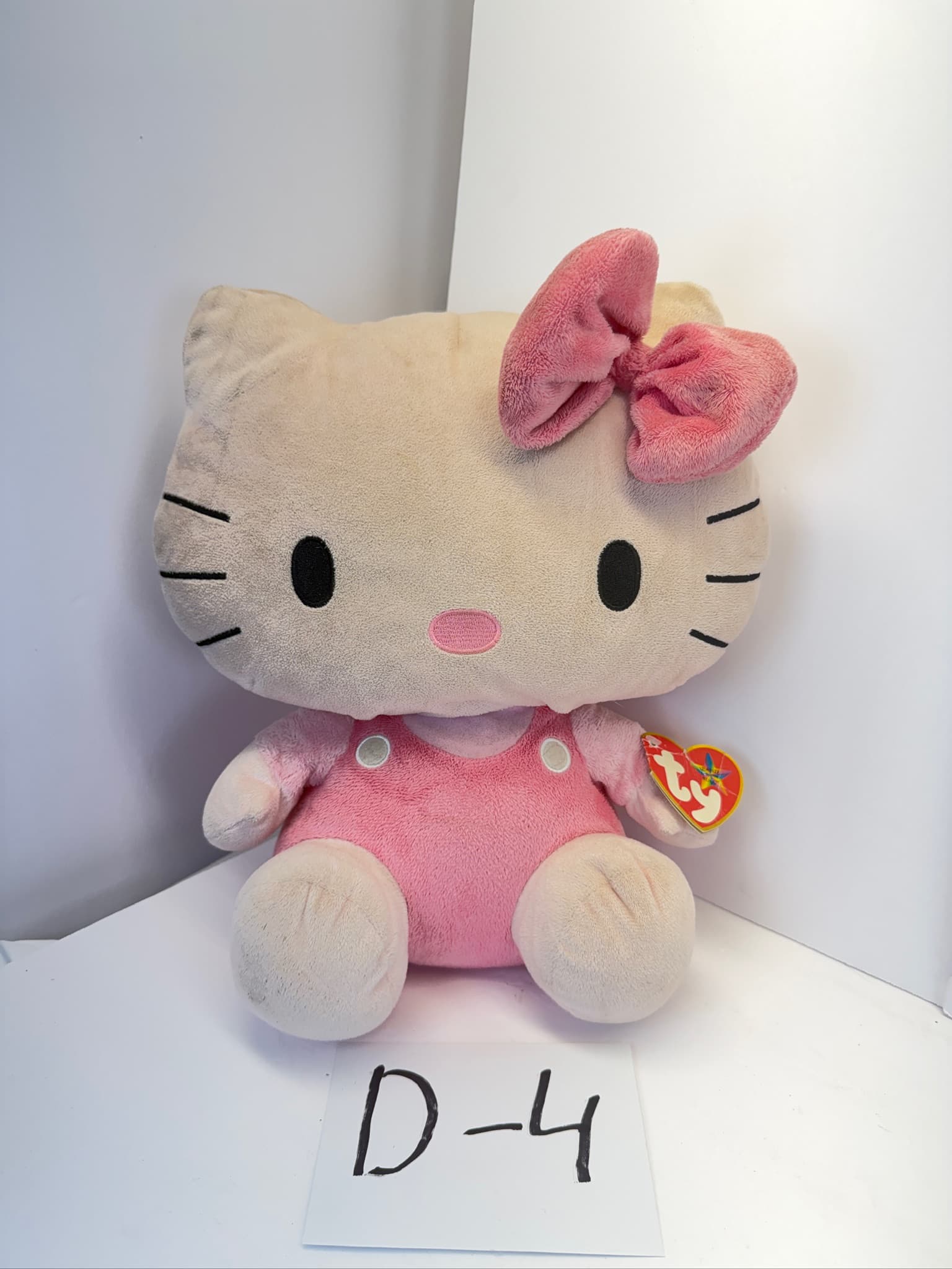 Ty Beanie Buddies Hello Kitty Plush Toy Pink Overalls Storage Location D-4