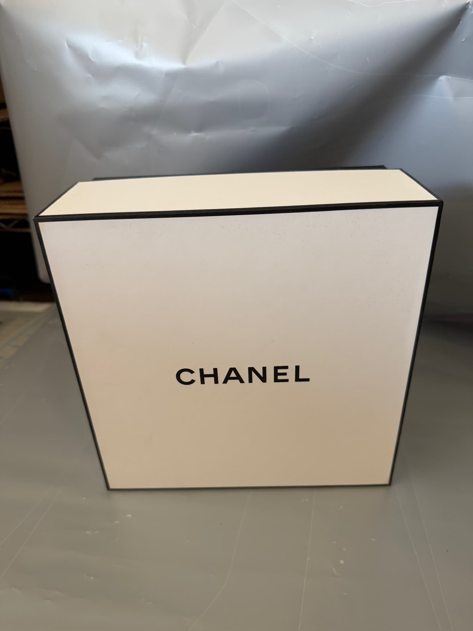 Chanel Luxury Gift Box Packaging w/ Tissue Paper & Wax Seal - New Other