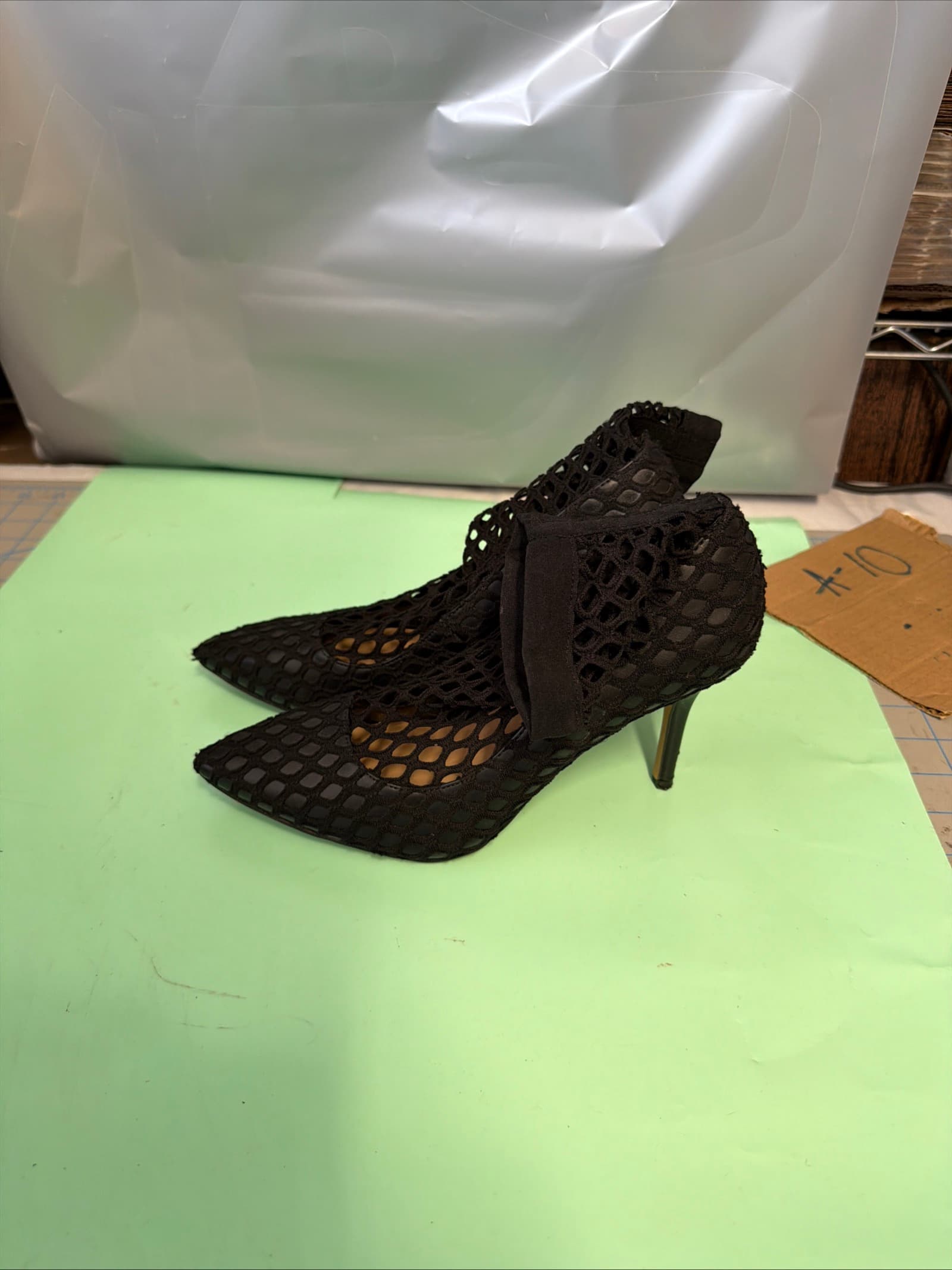 INC International Concepts Black Mesh Pointed Toe Stiletto Heels Women's Size 7.