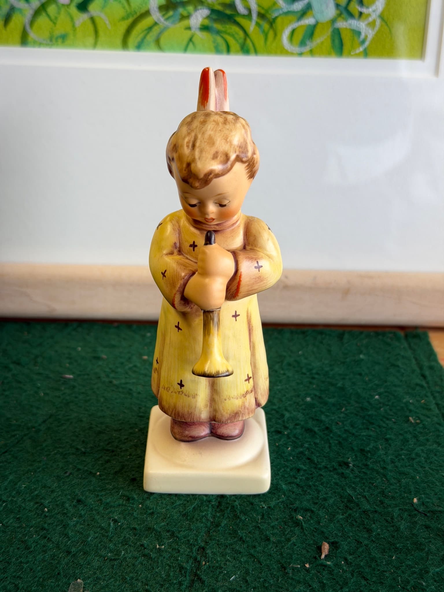 Goebel Angel with Trumpet Figurine "First Issue 1998" Porcelain Germany