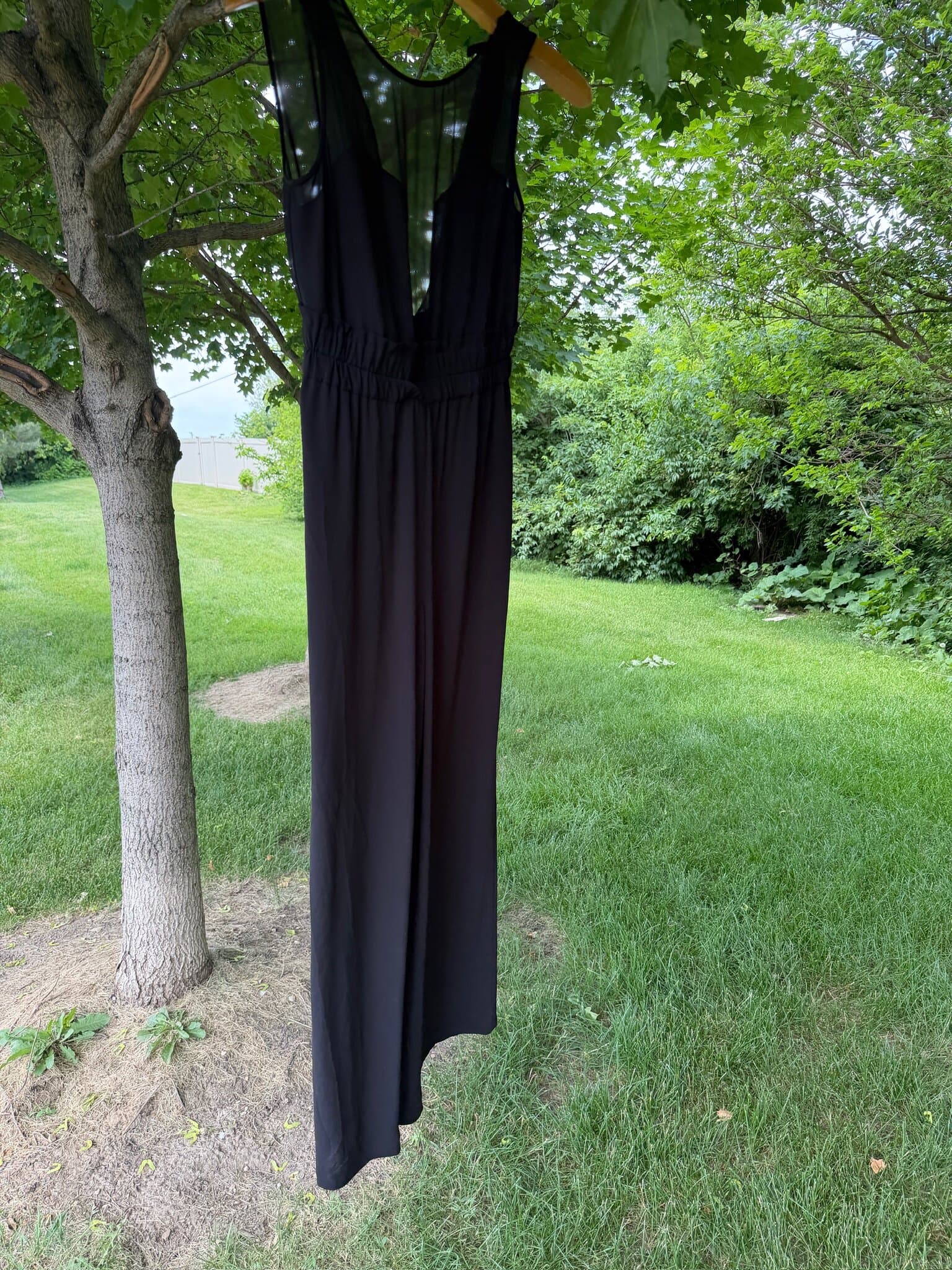 BCBGMAXAZRIA Black Sheer Overlay Elastic Waist V-Neck Jumpsuit Women's Size 12