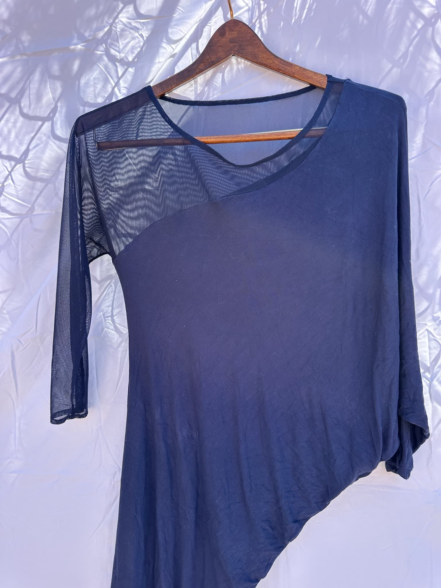 BCBG Max Azria Women's Navy Asymmetrical Mesh Top Size XS