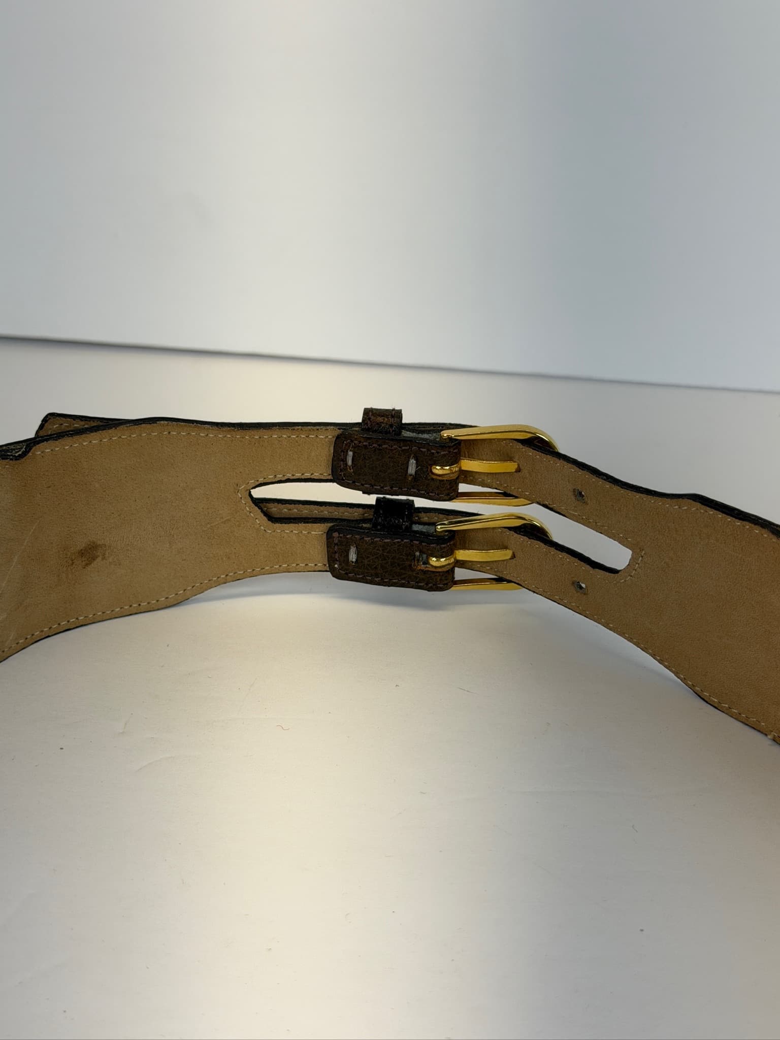 Morris Moskowitz Leather Double Buckle Belt Women's Size 30 Gold Tone Hardware - Thumbnail 9