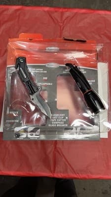 RoadPro Tactical Pocket Knife & Flashlight Set – 300 Lumens COB Lantern RP18079