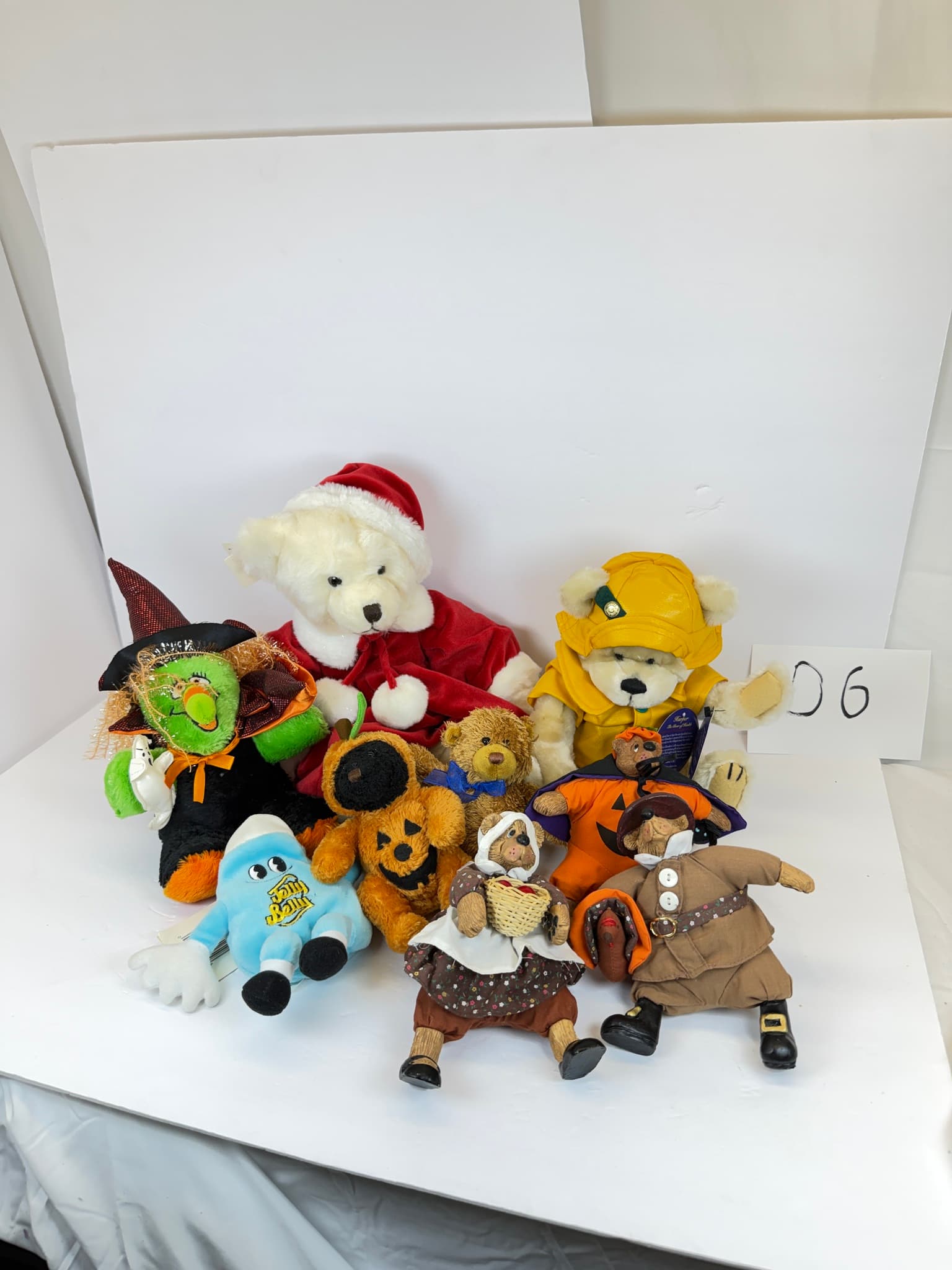 Lot of 9 Plush Toys Teddy Bears Santa Witch Halloween Pilgrim Blue Character