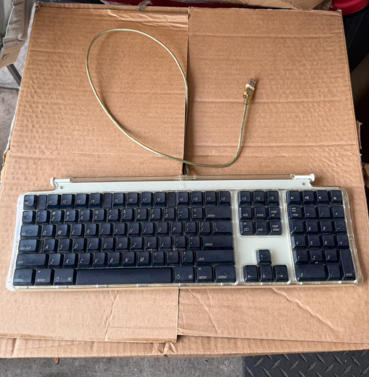 Apple Pro Keyboard M7803 USB Numeric Keypad Vintage Mac Computer