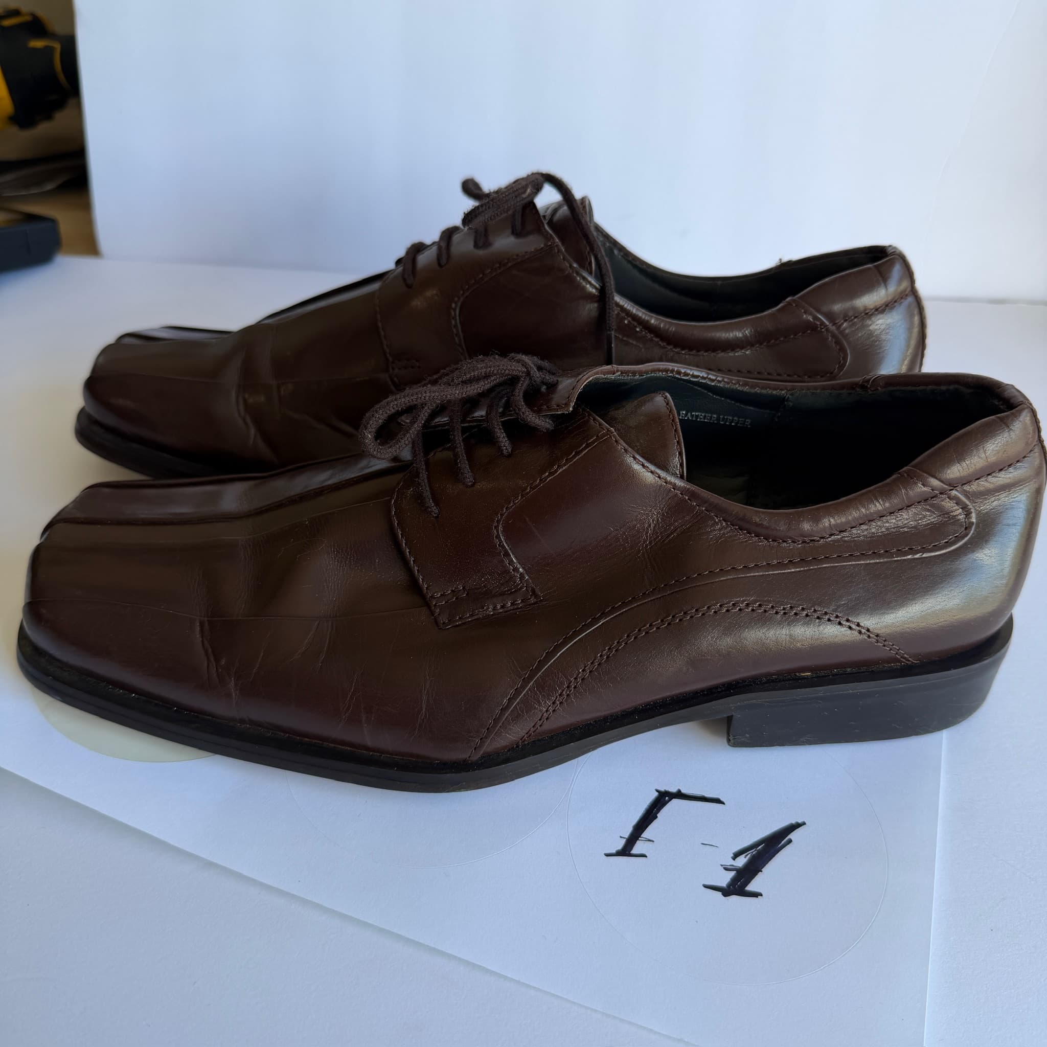 Giorgio Brutini Men's Brown Leather Square Toe Lace-Up Dress Shoes Size 9M