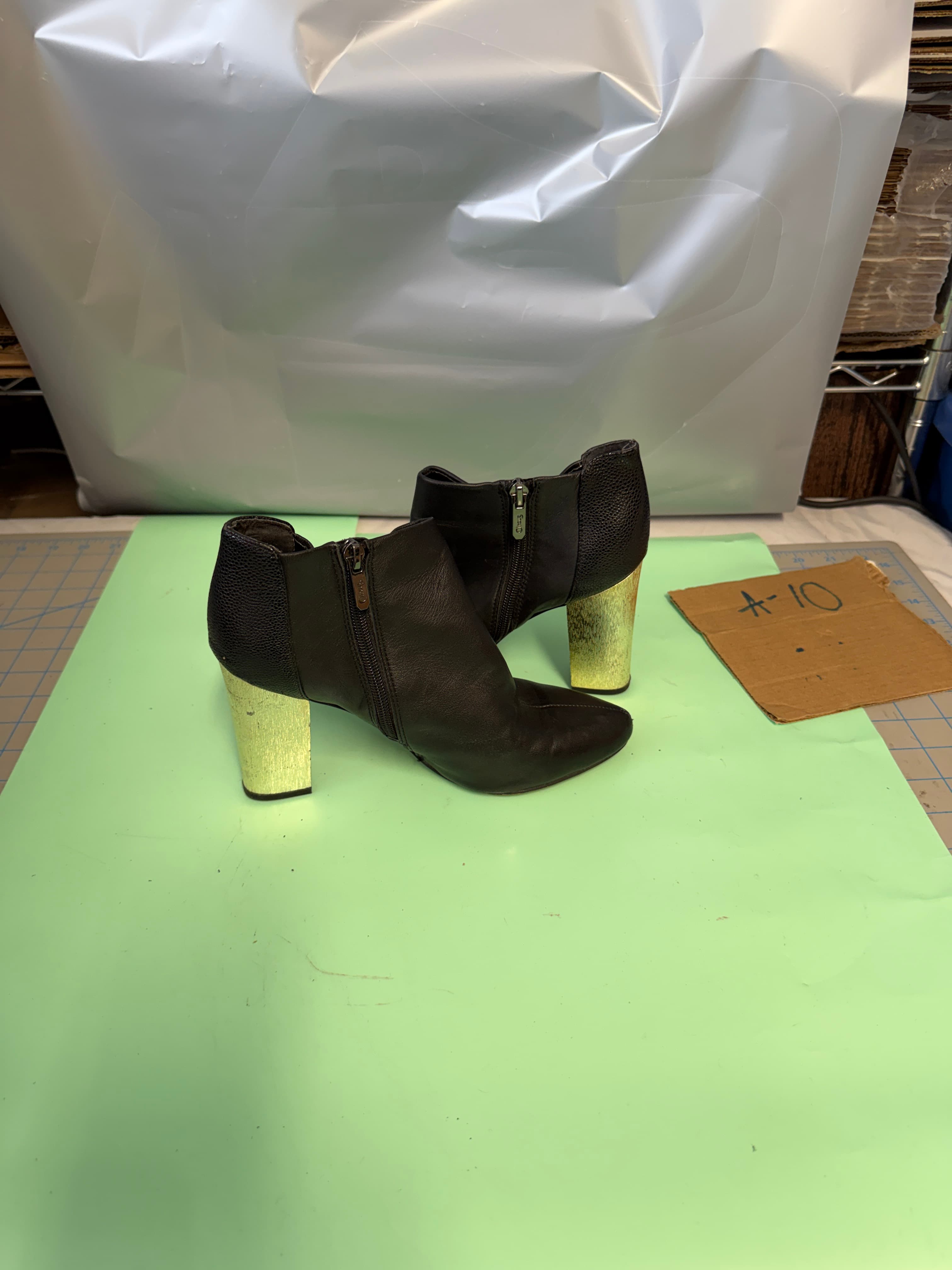 Circus by Sam Edelman BOND Black Leather Ankle Boots Gold Block Heel Women's 7.5