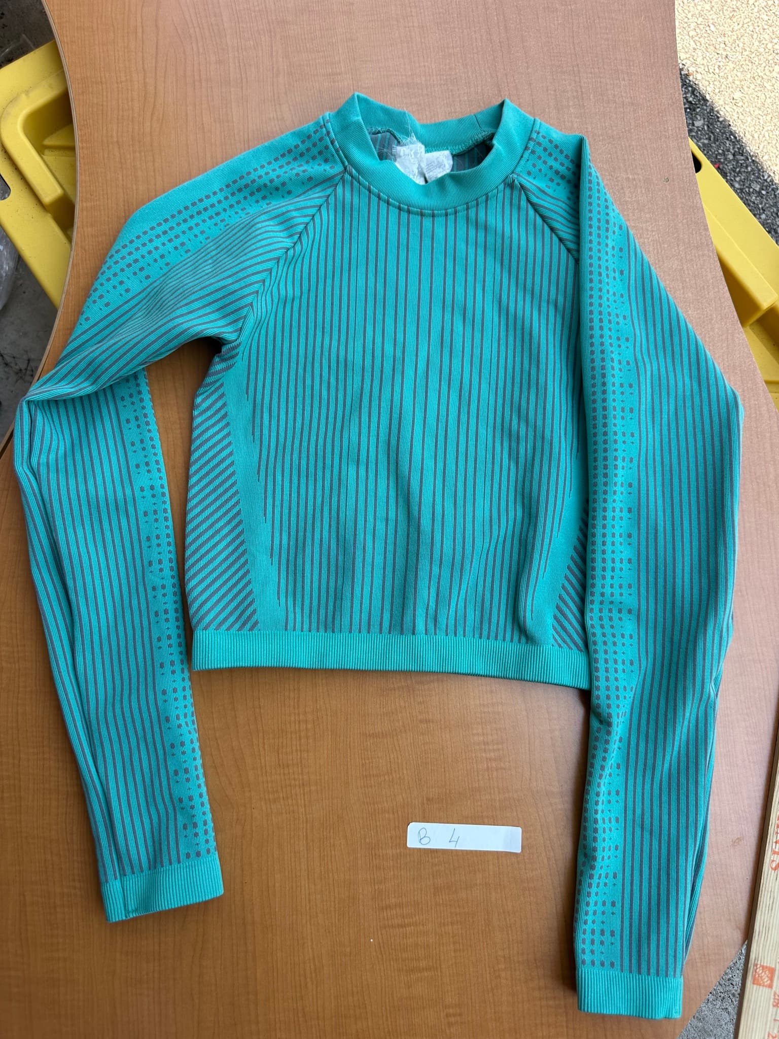 Athleta Teal Striped Long Sleeve Cropped Athletic Top Women's Size S
