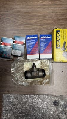 Lot of Automotive Parts – ACDelco, BWD, Moog, Novita EP29 – New Old Stock - Thumbnail 4