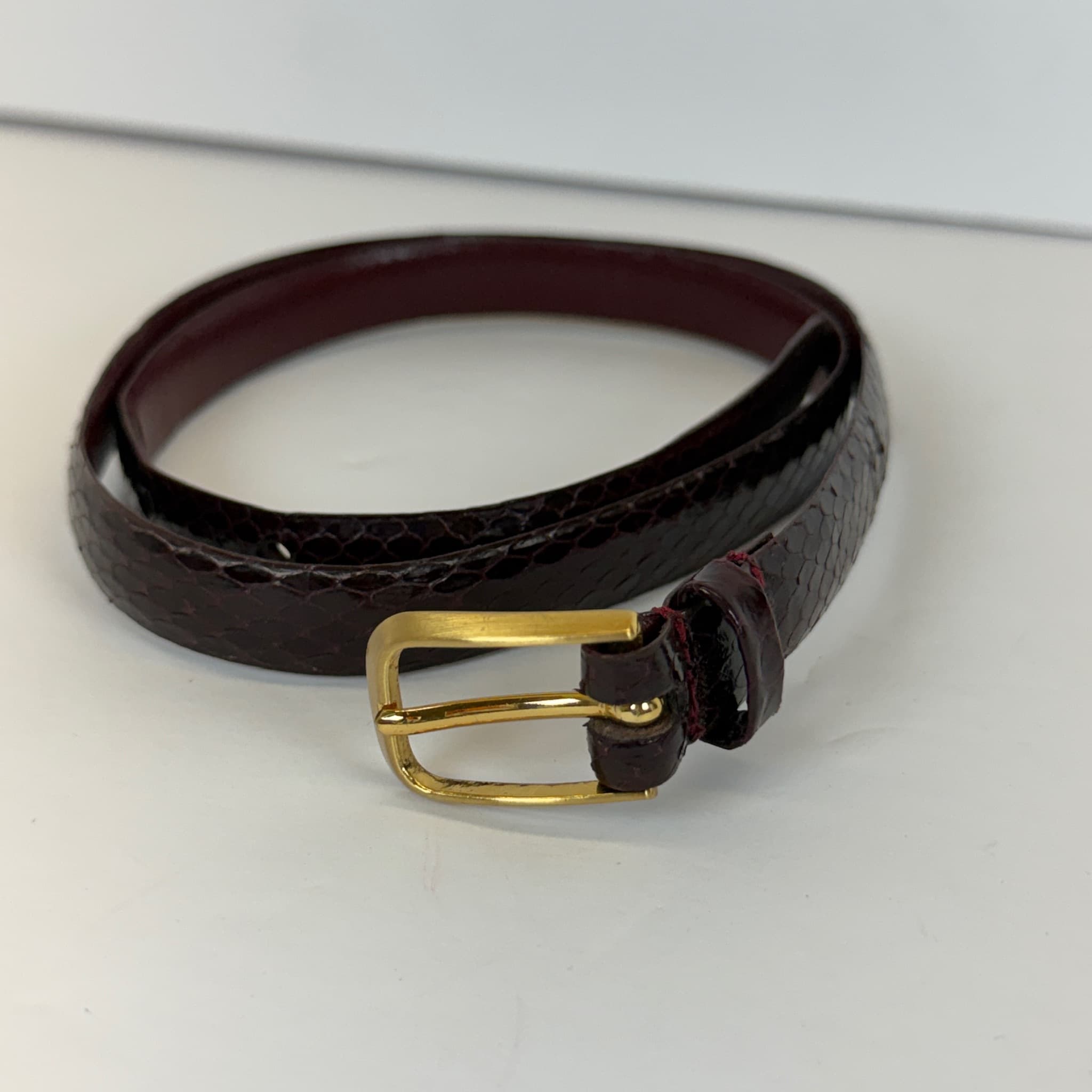 Genuine Cobra Skin Belt Women's Slim Gold Buckle Made in Taiwan D-10