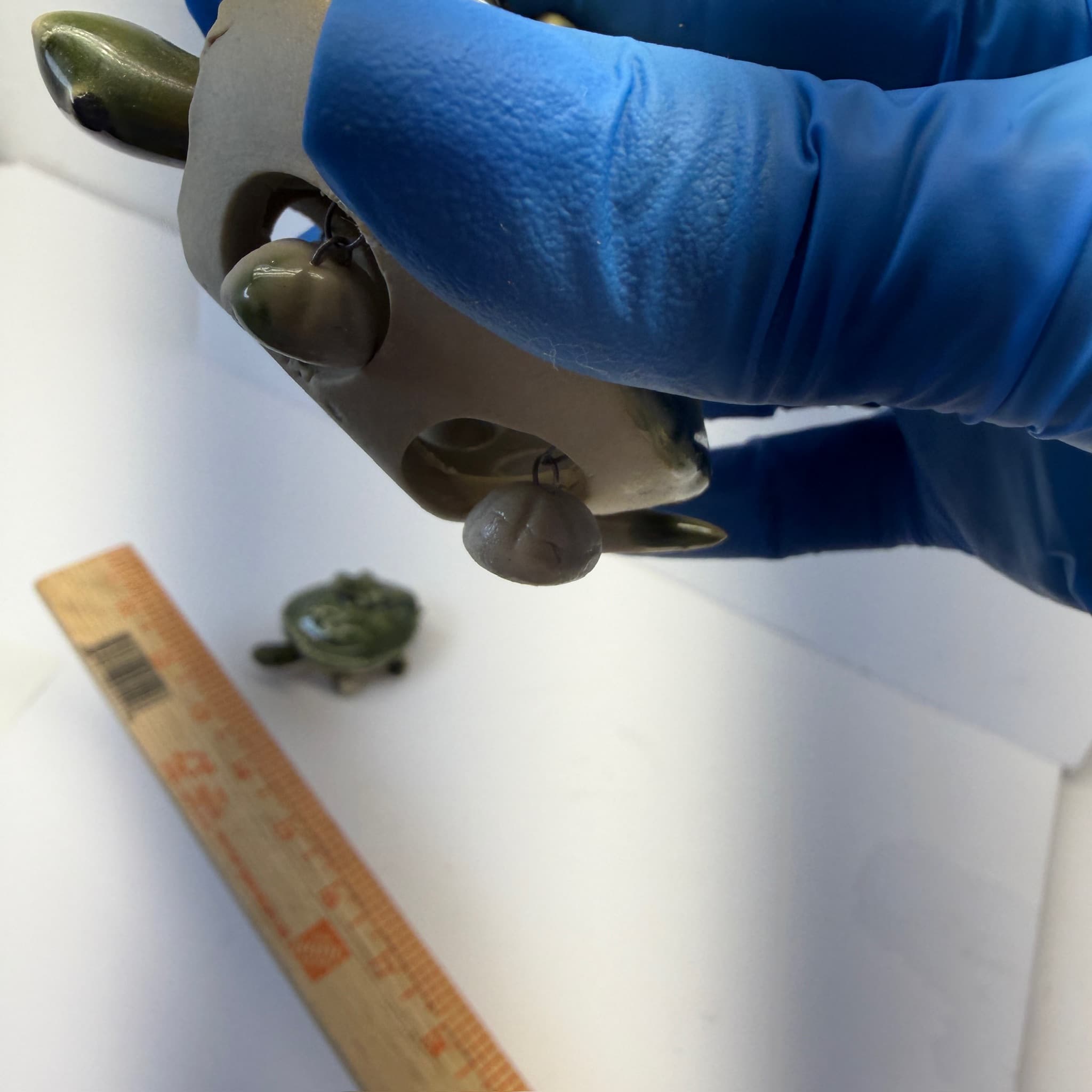 2pc Ceramic Turtle Figurines Green Glaze For Parts/Not Working - Thumbnail 5