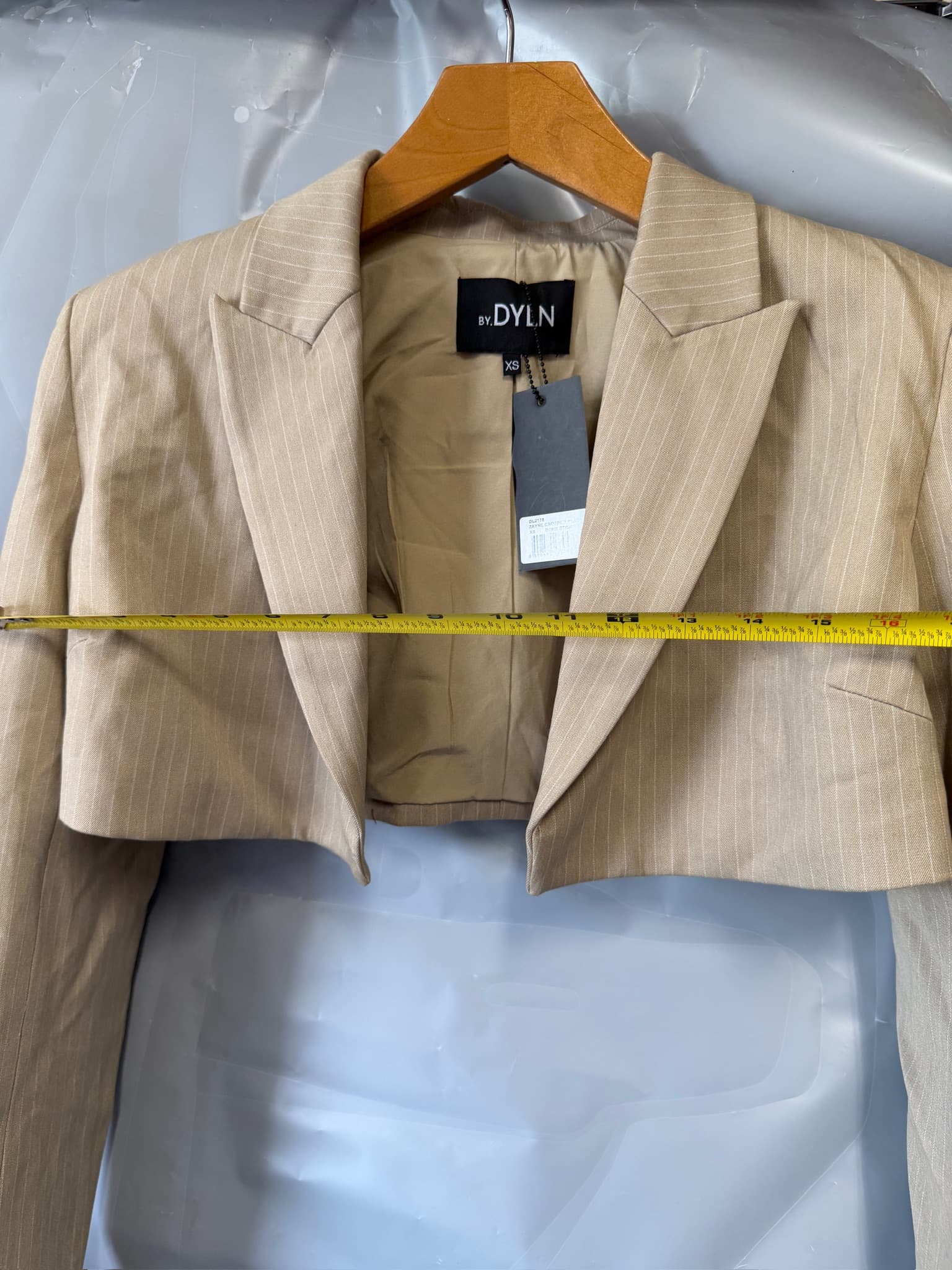 BY.DYLN ZAYNE Cropped Blazer Pinstripe Women's XS Bone Stripe New w/Tags - Thumbnail 6