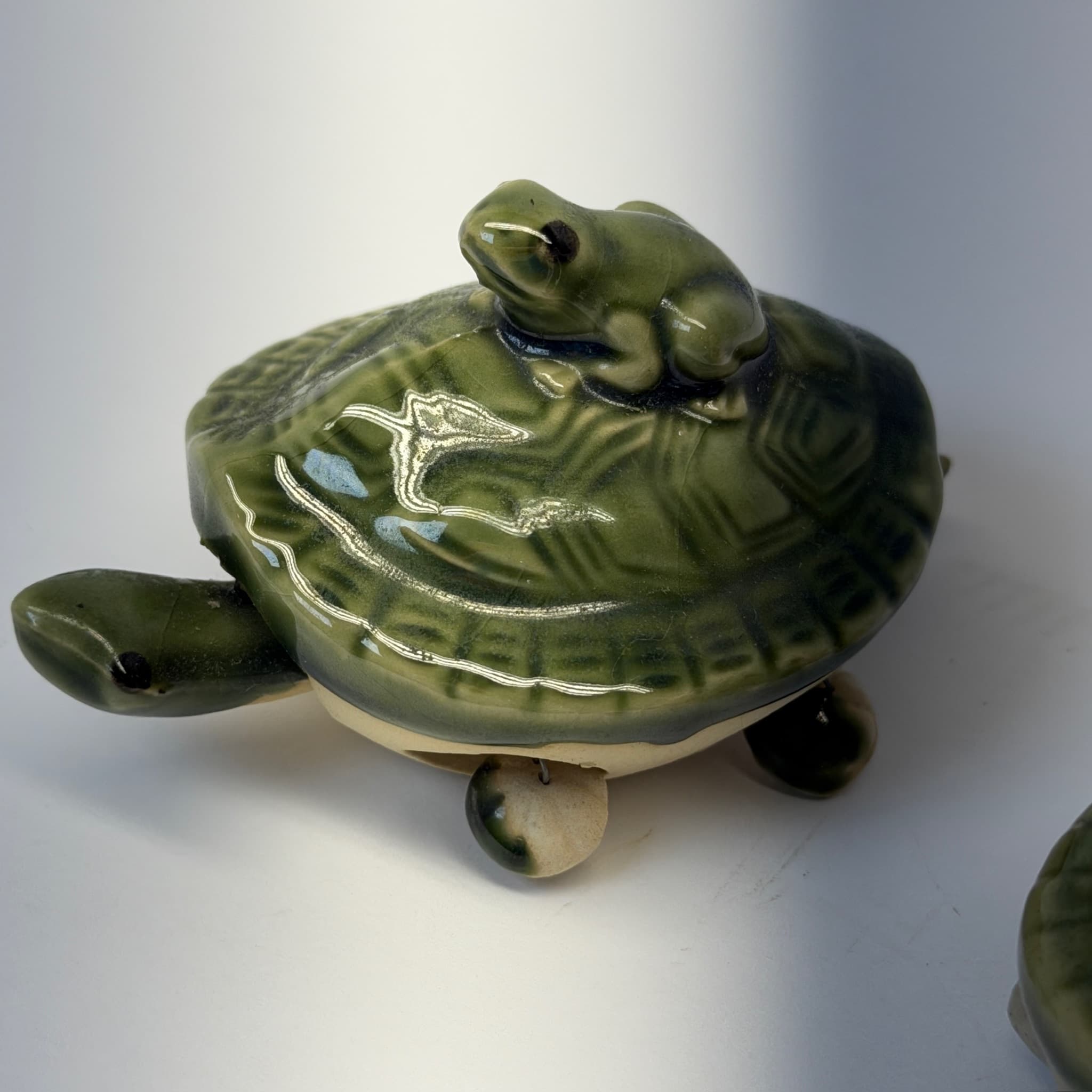 2pc Ceramic Turtle Figurines Green Glaze For Parts/Not Working - Thumbnail 2